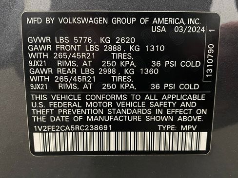 Used 2024 Volkswagen Atlas Cross Sport SEL Premium R-Line image 37