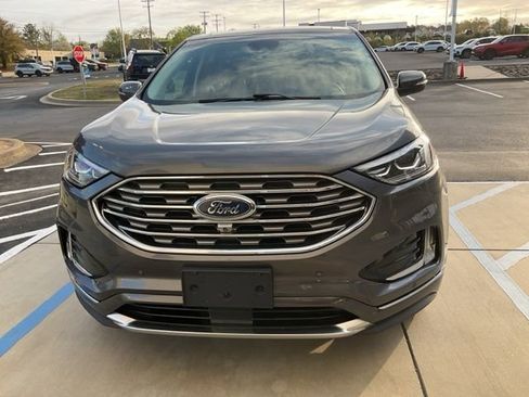 Used 2019 Ford Edge Titanium w/ Equipment Group 301A image 13