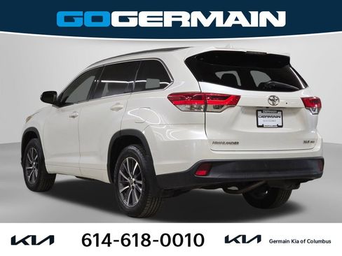 Used 2018 Toyota Highlander XLE image 10
