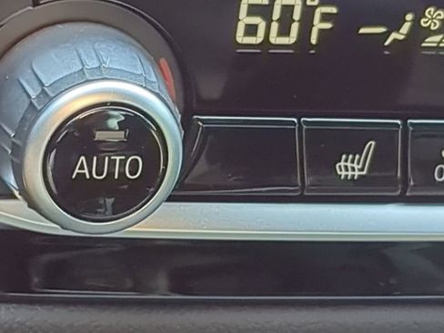 Used 2023 BMW 530i w/ Premium Package image 23