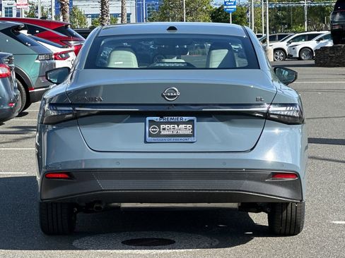 New 2026 Nissan Sentra SL w/ Floor Mat Package image 5