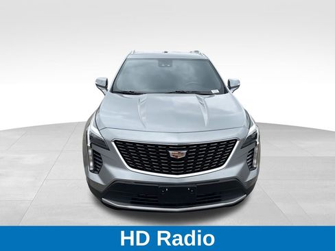 Used 2023 Cadillac XT4 Premium Luxury image 4