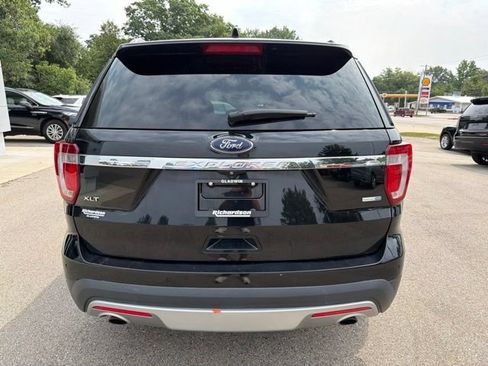 Used 2016 Ford Explorer XLT AWD/4WD image 4