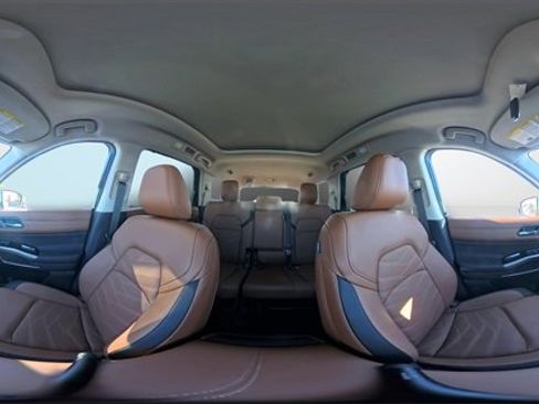 New 2025 Nissan Pathfinder Platinum image 15