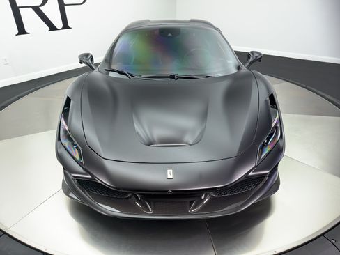 Used 2021 Ferrari F8 Tributo RWD image 20