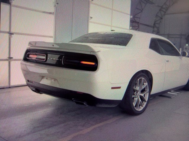Used 2022 Dodge Challenger GT RWD image 5