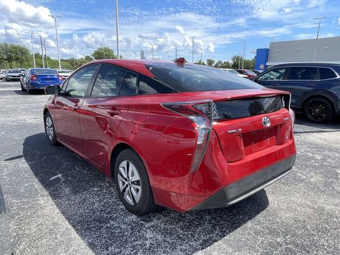 Used 2016 Toyota Prius Two image 5