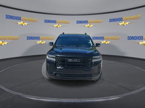 Used 2023 GMC Acadia SLE w/ Elevation Edition FWD image 6