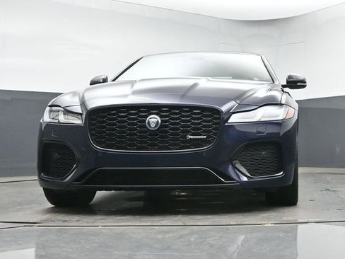 Used 2024 Jaguar XF R-Dynamic SE AWD/4WD image 34