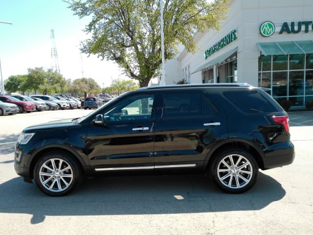 Used 2016 Ford Explorer Limited w/ Equipment Group 303A AWD/4WD image 13