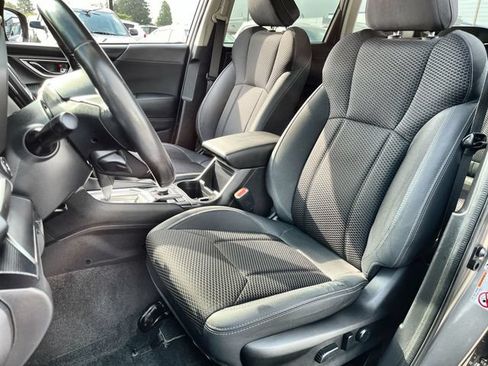 Used 2019 Subaru Forester Premium w/ All-Weather Package AWD/4WD image 15