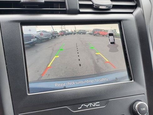 Used 2019 Ford Fusion SE w/ Equipment Group 151A FWD image 15