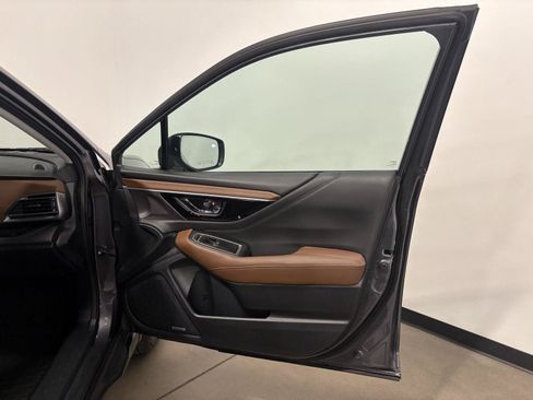 Used 2023 Subaru Outback Touring AWD/4WD image 42