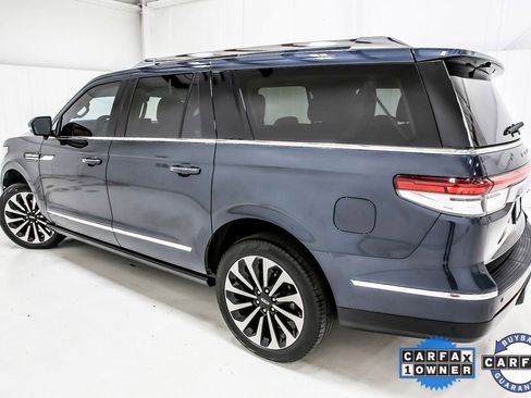 Used 2024 Lincoln Navigator L Reserve image 4