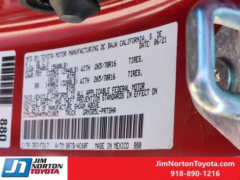 Used 2021 Toyota Tacoma TRD Off-Road image 34