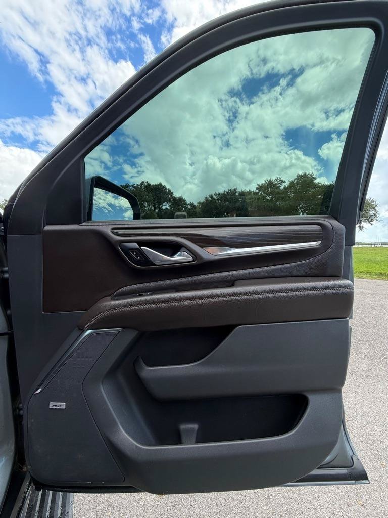 Used 2021 GMC Yukon Denali w/ Denali Premium Package RWD image 15