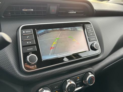 Used 2025 Nissan Kicks Play S image 19