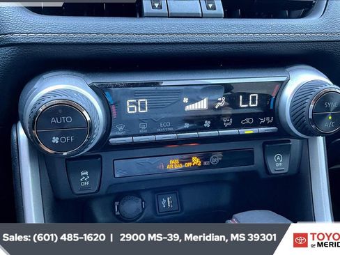 Used 2024 Toyota RAV4 XLE Premium image 22