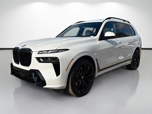 New 2026 BMW X7 xDrive40i w/ Executive Package image 7