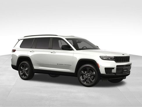 New 2025 Jeep Grand Cherokee L Altitude image 7