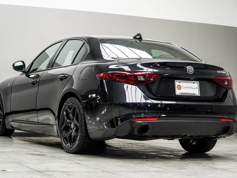 Used 2022 Alfa Romeo Giulia Ti image 11