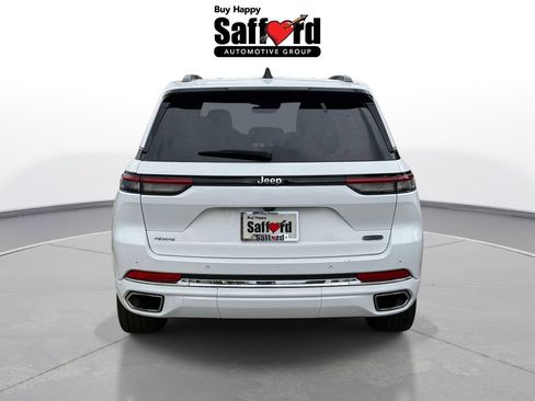 Certified 2023 Jeep Grand Cherokee Overland AWD/4WD image 11