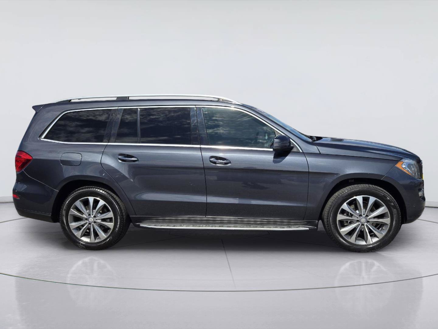 Used 2015 Mercedes-Benz GL 450 4MATIC image 7