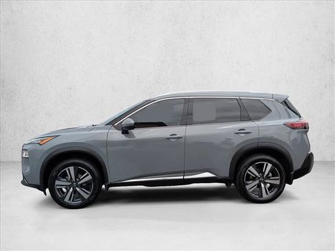 Used 2022 Nissan Rogue SL AWD/4WD image 2