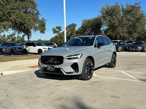 New 2026 Volvo XC60 B5 Plus w/ Protection Package Premier image 2