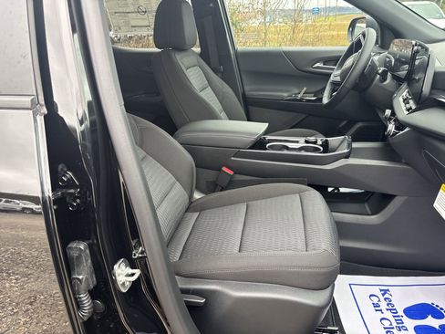 New 2026 Chevrolet Equinox LT image 23