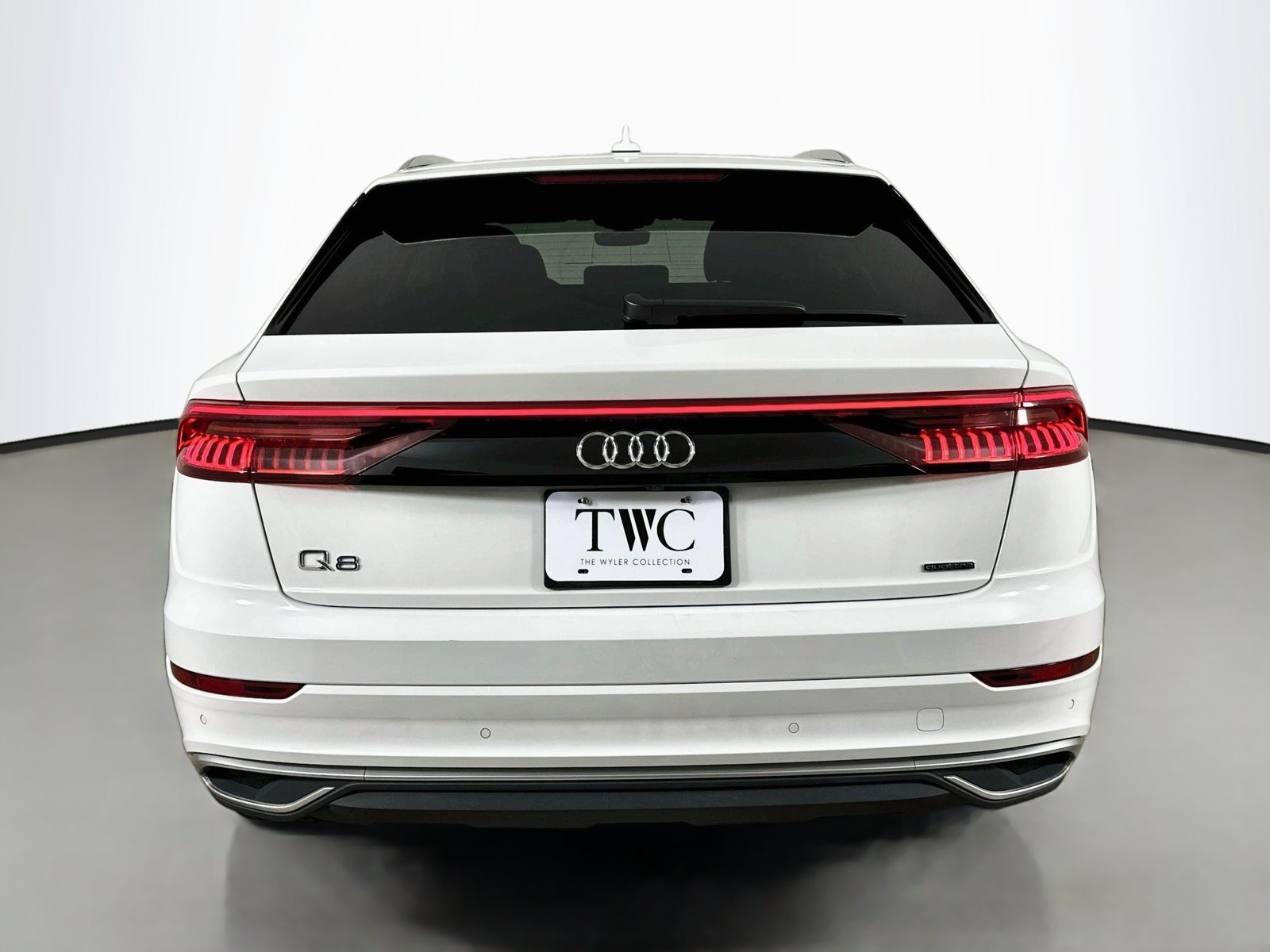 Certified 2023 Audi Q8 Premium w/ Convenience Package AWD/4WD image 6