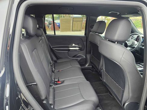 Used 2025 Mercedes-Benz GLB 250 GLB 250 image 14