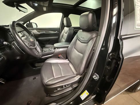 Used 2024 Cadillac XT5 Sportv image 12