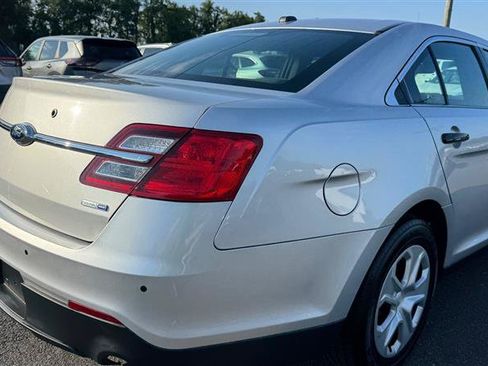 Used 2015 Ford Taurus Police Interceptor AWD image 23