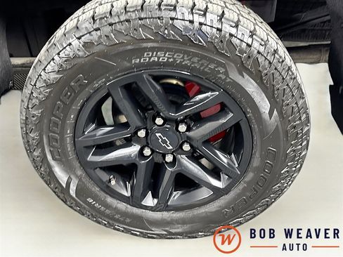 Used 2021 Chevrolet Silverado 1500 LT Trail Boss w/ LT Trail Boss Premium Package image 32