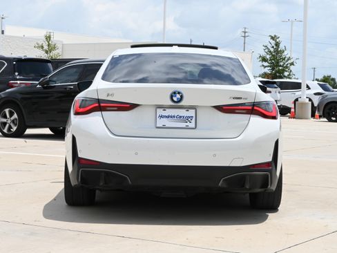 Used 2025 BMW i4 xDrive40i w/ Parking Assistance Package AWD/4WD image 8