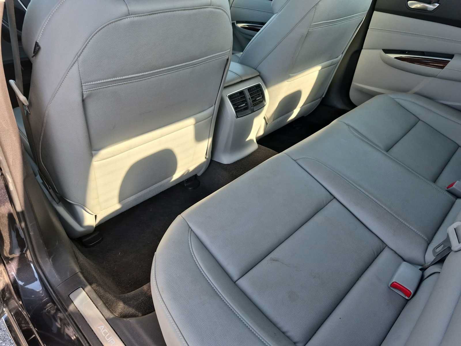 Used 2015 Acura TLX FWD image 18