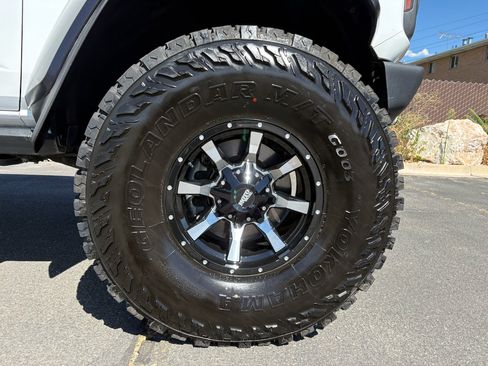 Used 2024 Ford Bronco Raptor AWD/4WD image 3