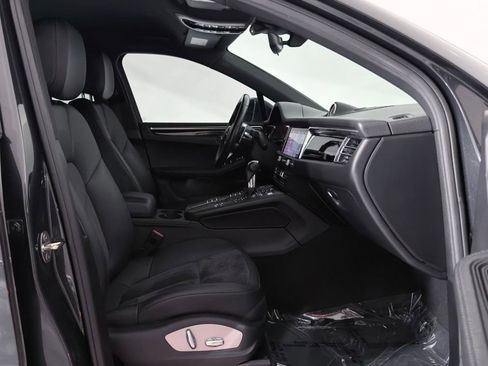 Used 2020 Porsche Macan S AWD/4WD image 25