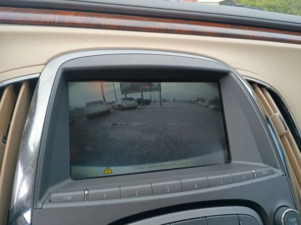 Used 2013 Buick LaCrosse Premium w/ Driver Confidence Package FWD image 11