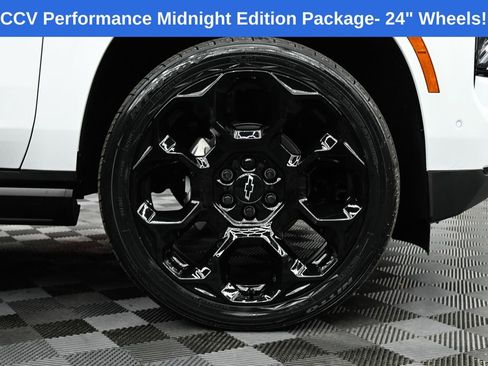 New 2026 Chevrolet Suburban High Country image 15