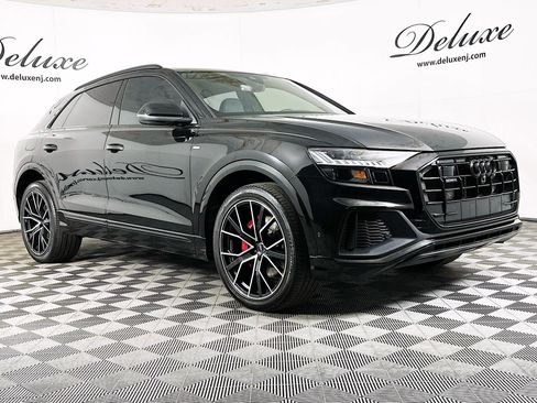 Used 2023 Audi Q8 Premium Plus w/ Premium Plus Package AWD/4WD image 1