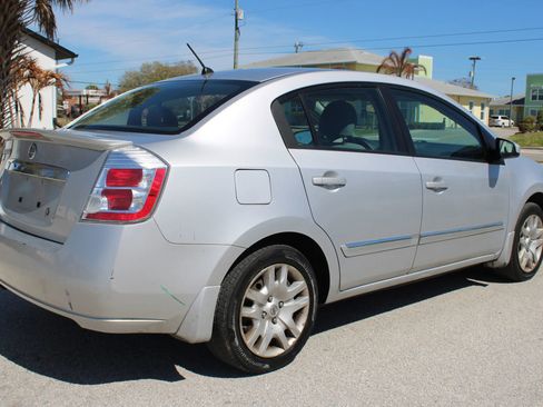 Used 2012 Nissan Sentra 2.0 S image 10
