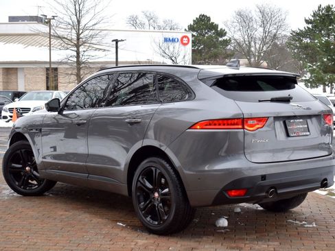 Used 2018 Jaguar F-PACE R-Sport image 8