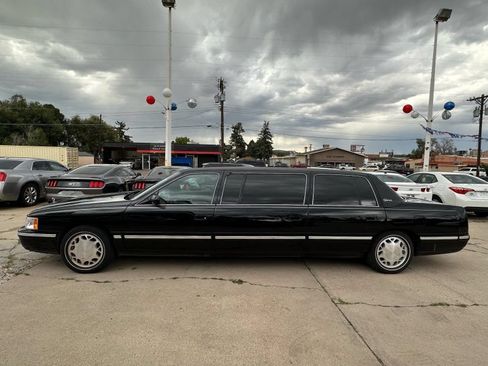 Used 1998 Cadillac De Ville FWD image 4