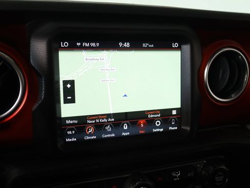 Used 2019 Jeep Wrangler Unlimited Rubicon AWD/4WD image 7
