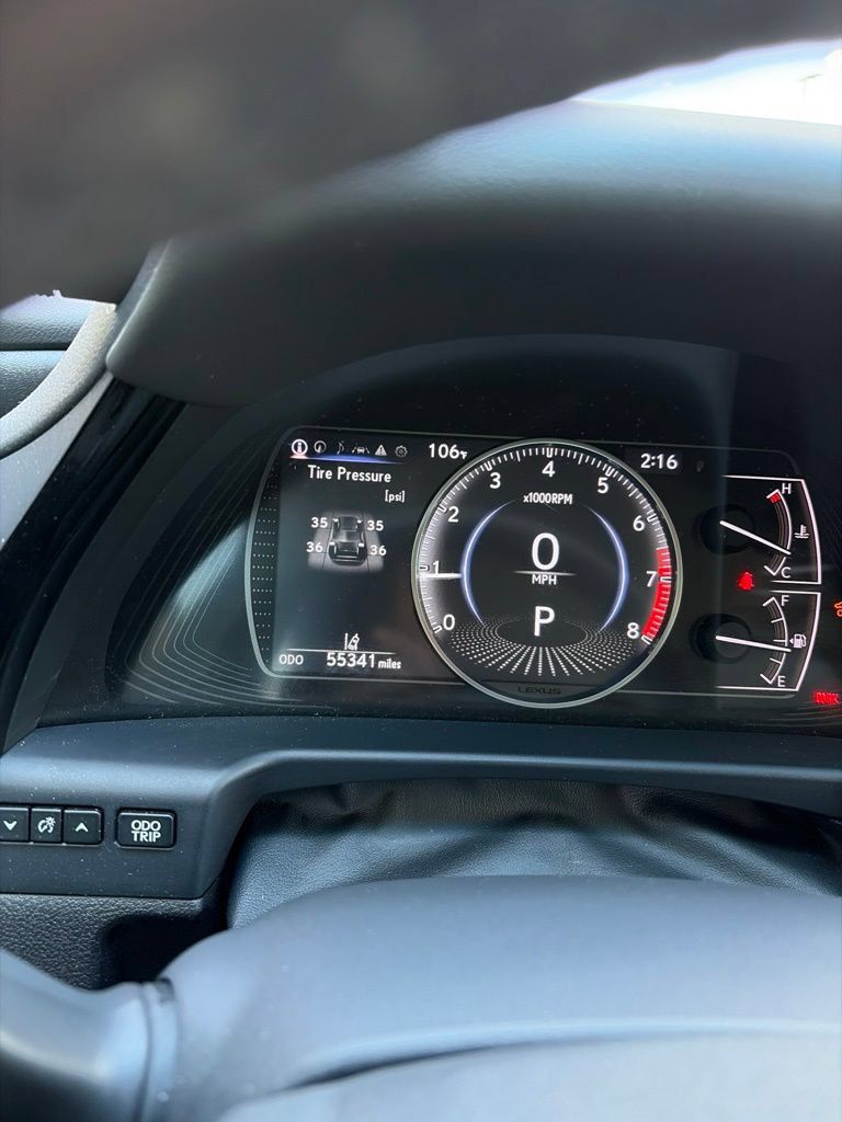 Used 2022 Lexus ES 350 w/ Premium Package FWD image 2
