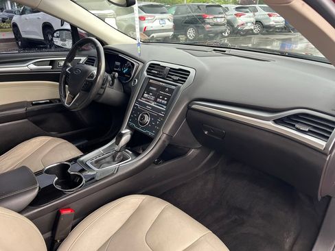 Used 2014 Ford Fusion Titanium FWD image 26