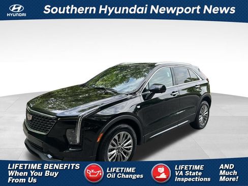 Used 2025 Cadillac XT4 Premium Luxury FWD image 1