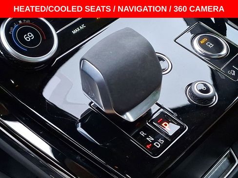 Used 2023 Land Rover Range Rover Sport SE image 12